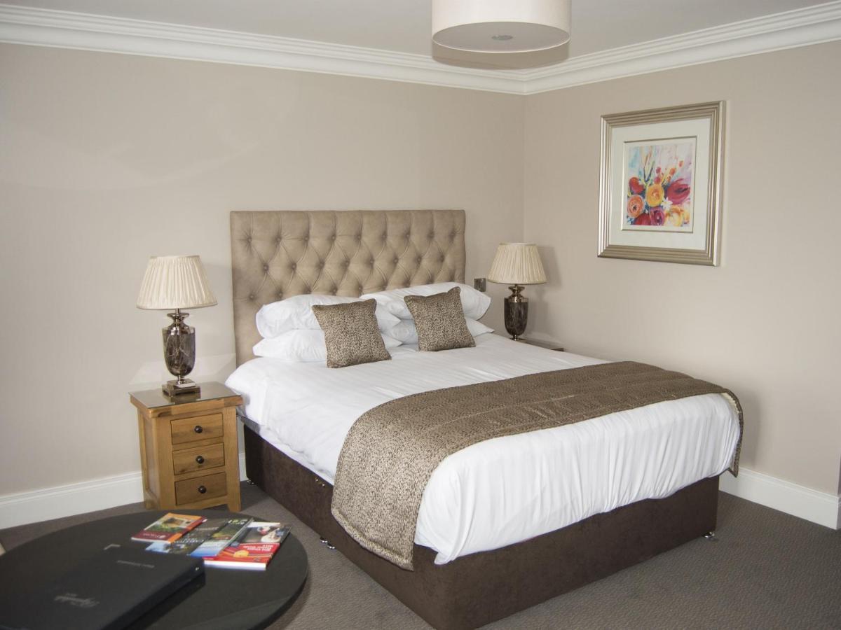 The Ryandale Inn Dungannon Bagian luar foto