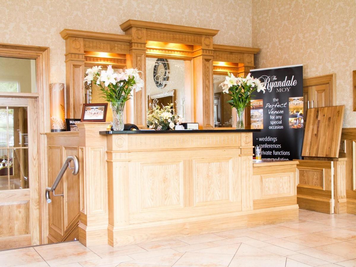 The Ryandale Inn Dungannon Bagian luar foto